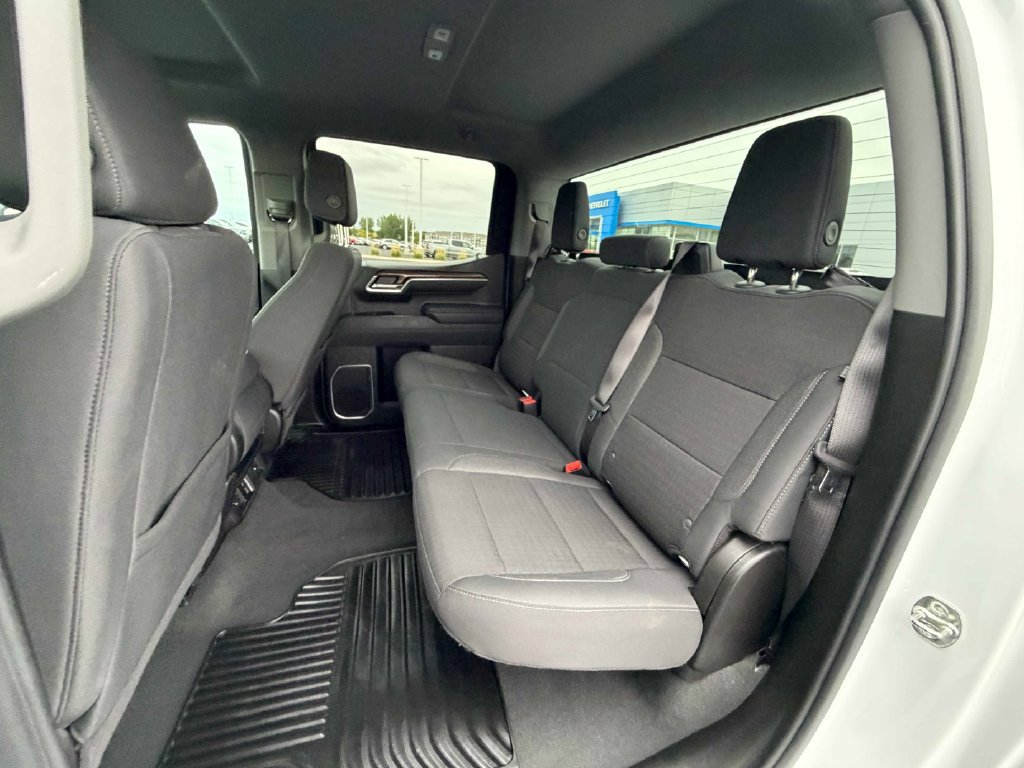 Used 2026 Chevrolet Silverado 1500 LT AWD/4WD image 20