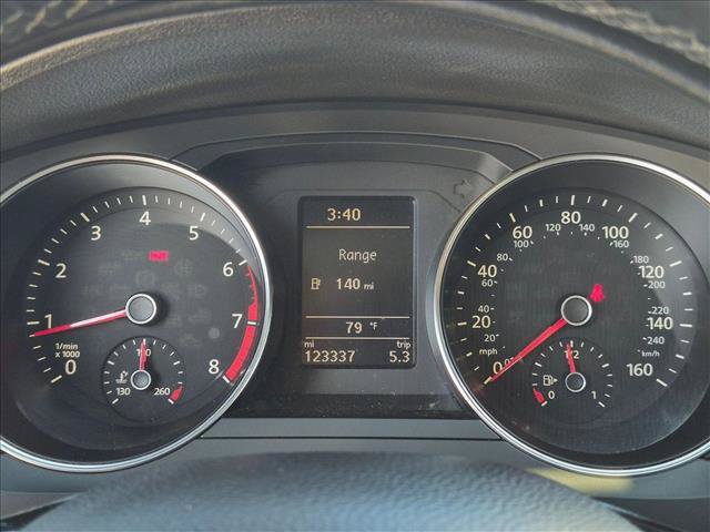 Used 2017 Volkswagen Jetta SE FWD image 11