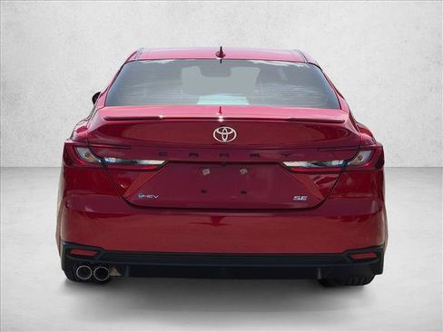 Used 2025 Toyota Camry SE w/ Convenience Package FWD image 6