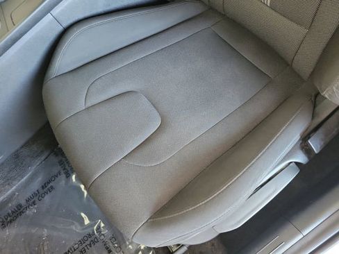 Used 2024 Hyundai Elantra SE image 14