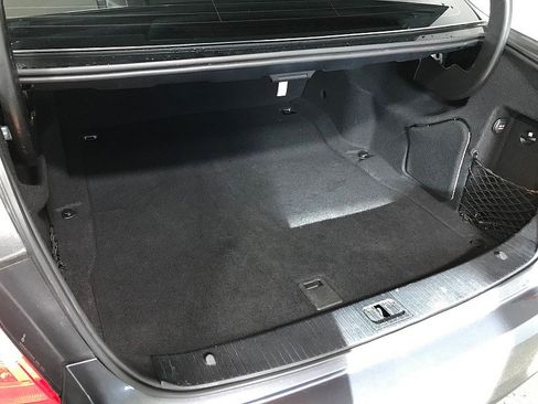 Used 2010 Mercedes-Benz E 350 Sedan image 31