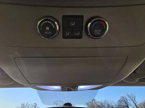 Used 2012 Nissan Armada SV image 36