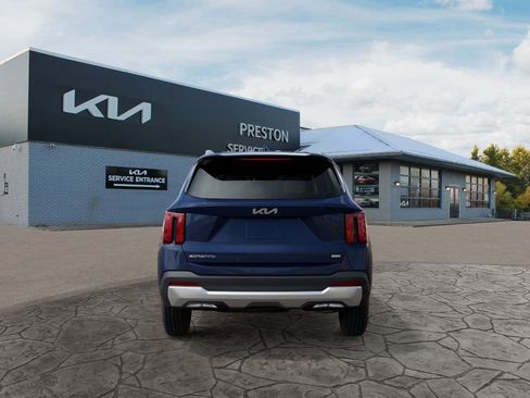 New 2025 Kia Sorento S image 7