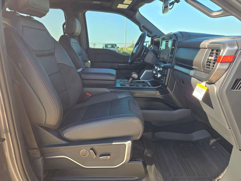 Used 2025 Ford F150 Raptor AWD/4WD image 25