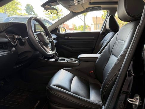 Used 2023 Nissan Altima 2.5 SL AWD/4WD image 17