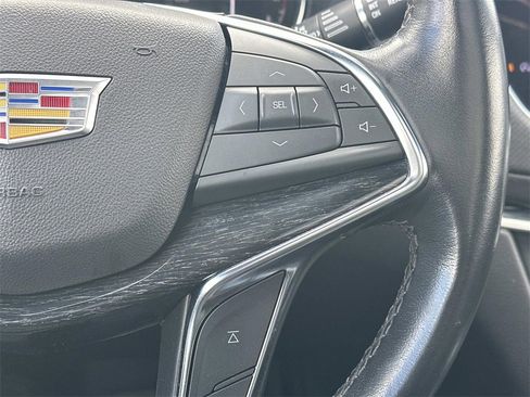 Used 2023 Cadillac XT5 Premium Luxury image 24