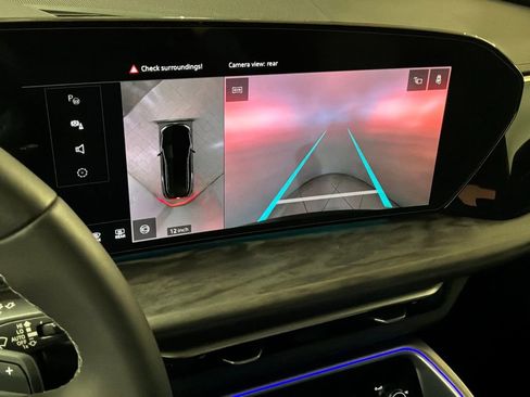 Certified 2025 Audi Q5 Premium Plus w/ Premium Plus AWD/4WD image 5