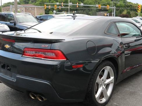Used 2015 Chevrolet Camaro SS w/ RS Package RWD image 7