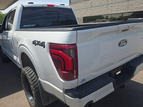 Used 2025 Ford F150 Lariat AWD/4WD image 6