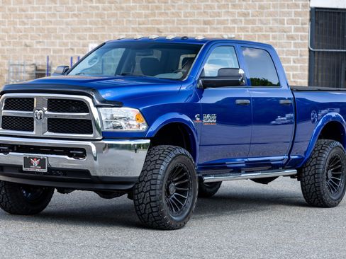 Used 2015 RAM 2500 Tradesman w/ Chrome Appearance Group AWD/4WD image 19