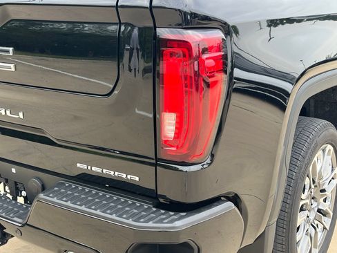 Used 2025 GMC Sierra 1500 Denali Ultimate AWD/4WD image 15