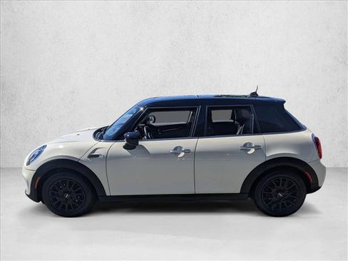 Used 2021 MINI Cooper 4-Door Hardtop FWD image 9