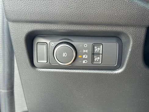 New 2025 Ford Ranger XL image 19