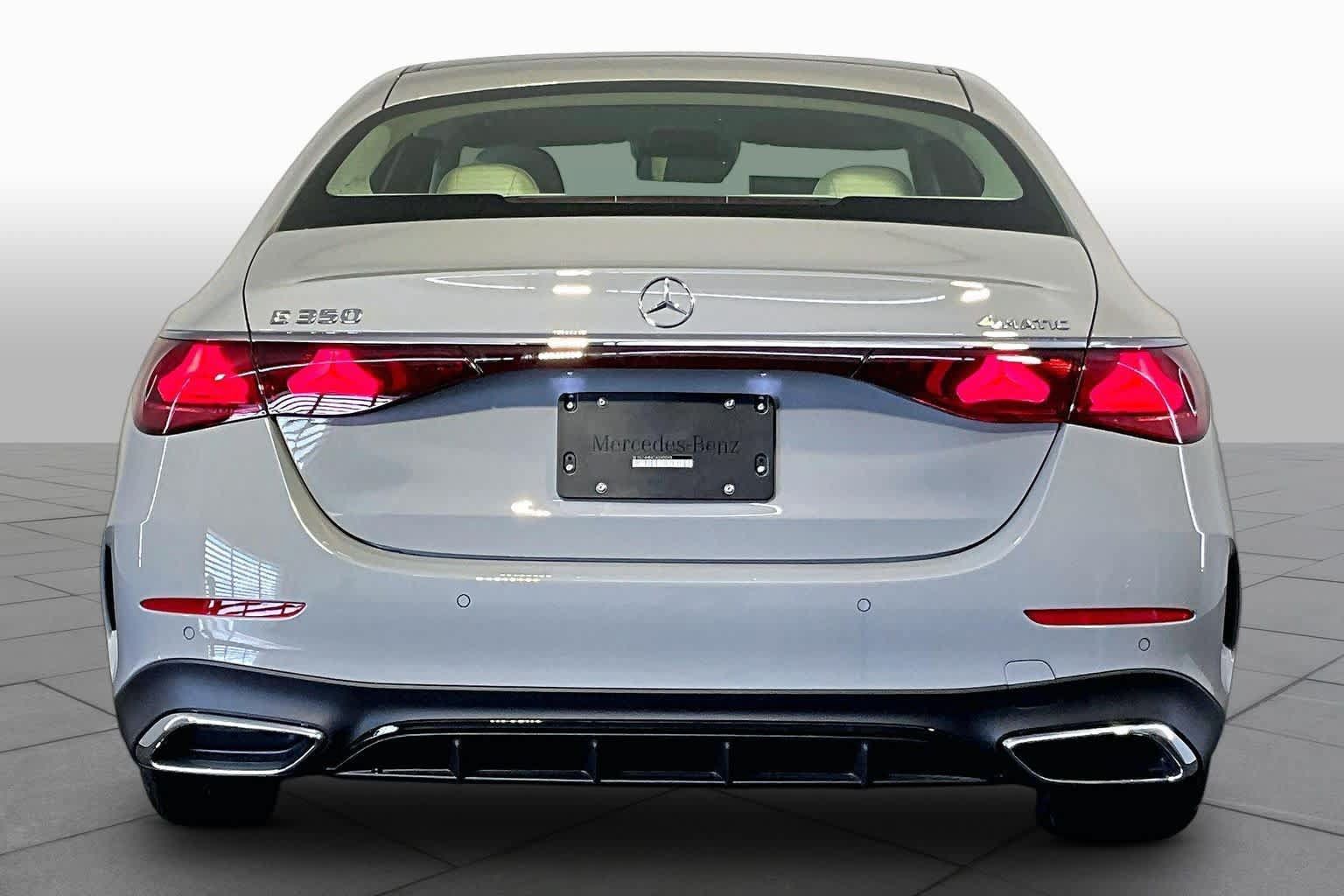 New 2026 Mercedes-Benz E 350 4MATIC Sedan image 4