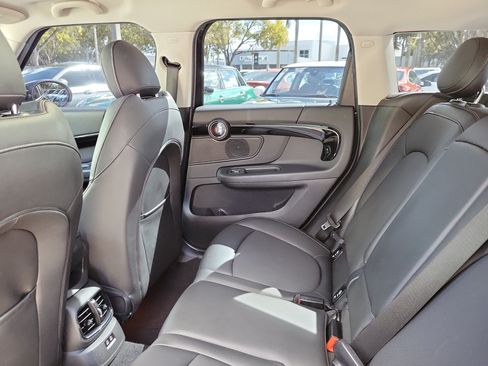 Used 2024 MINI Cooper Countryman S w/ Premium Package FWD image 8