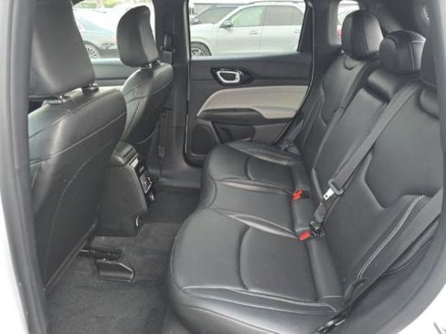 Used 2025 Jeep Compass Limited AWD/4WD image 7
