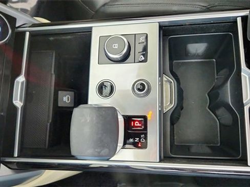 Used 2023 Land Rover Range Rover Long Wheelbase Autobiography image 49