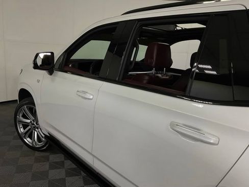 Used 2025 Cadillac Escalade Sport w/ Touring Package AWD/4WD image 35