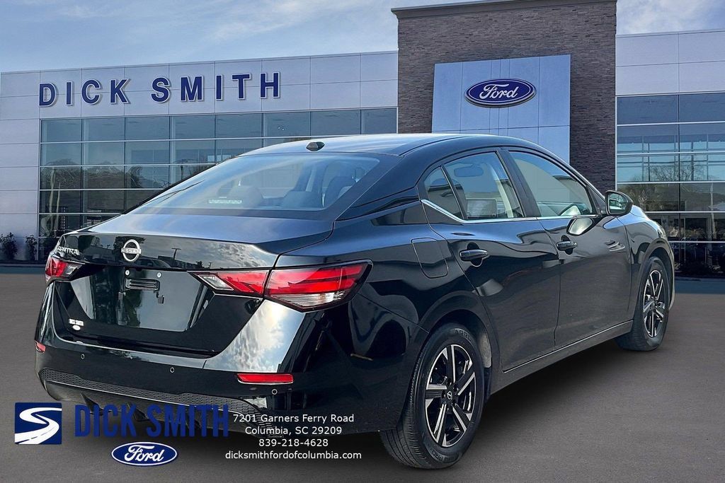 Used 2025 Nissan Sentra SV FWD image 6