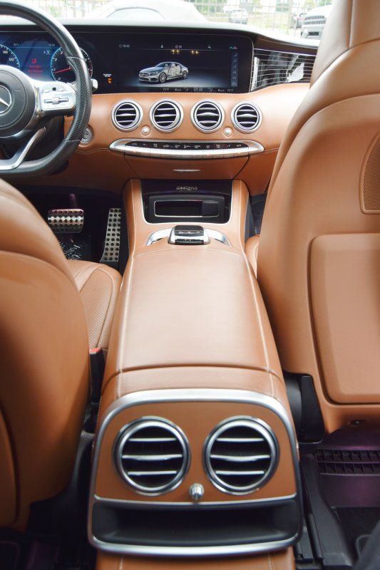 Used 2019 Mercedes-Benz S 560 4MATIC Coupe image 27