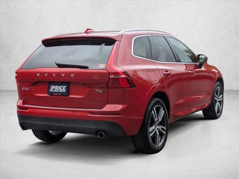 Used 2019 Volvo XC60 T6 Momentum w/ Protection Package Premier image 5