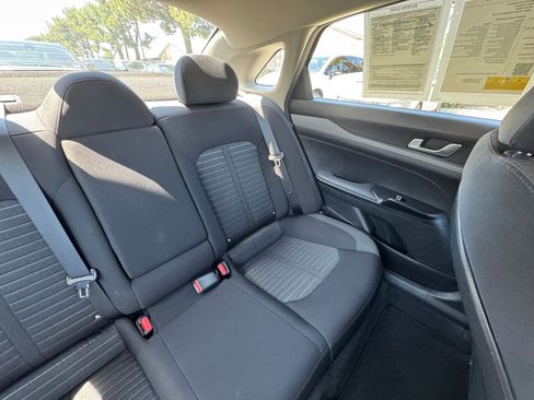 Used 2025 Kia K5 LXS FWD image 37