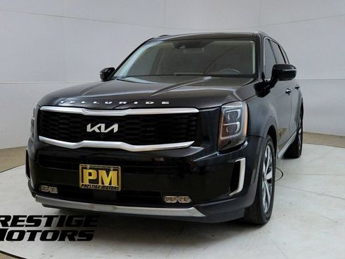 Used 2022 Kia Telluride SX AWD/4WD image 2