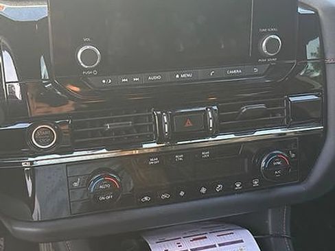 Used 2023 Nissan Pathfinder Rock Creek AWD/4WD image 19