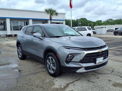 Used 2025 Chevrolet Blazer LT AWD/4WD image 20
