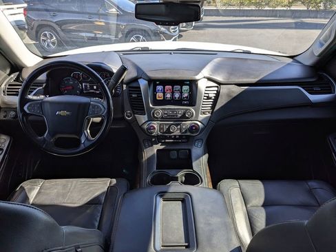 Used 2020 Chevrolet Suburban LT image 18