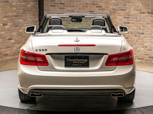 Used 2011 Mercedes-Benz E 550 Cabriolet image 6
