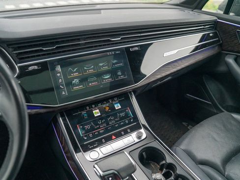 Used 2020 Audi Q7 3.0T Prestige w/ Prestige Package image 14