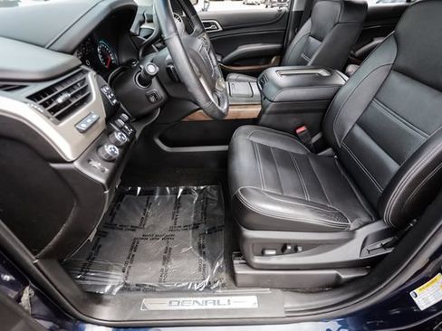 Used 2018 GMC Yukon XL Denali w/ Open Road Package AWD/4WD image 41