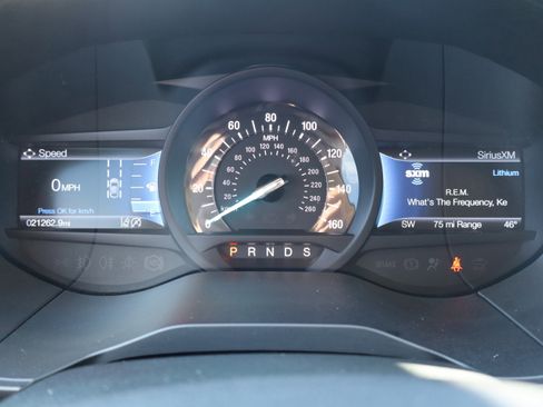 Used 2024 Ford Edge SEL w/ Sport Appearance Package image 26