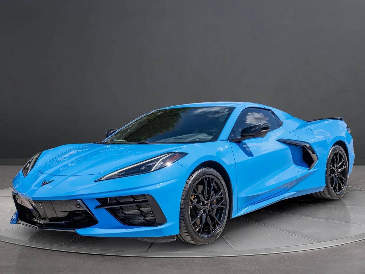 Used 2024 Chevrolet Corvette Stingray Preferred Conv w/ Z51 Performance Package RWD image 15