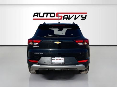 Used 2021 Chevrolet TrailBlazer LT w/ Convenience Package image 6