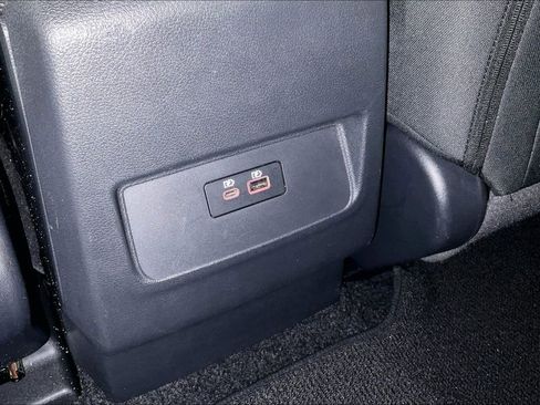 Used 2022 Nissan Frontier PRO-4X w/ Technology Package image 32