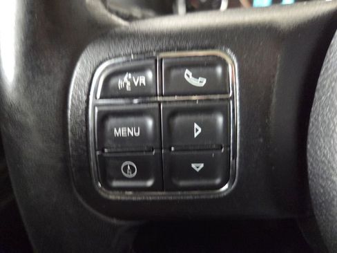 Certified 2016 Jeep Wrangler Unlimited Rubicon w/ Connectivity Group image 19