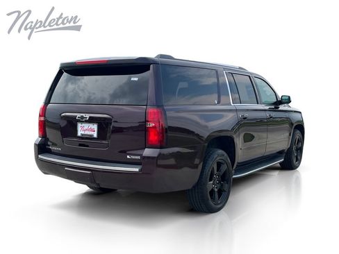 Used 2017 Chevrolet Suburban Premier AWD/4WD image 5