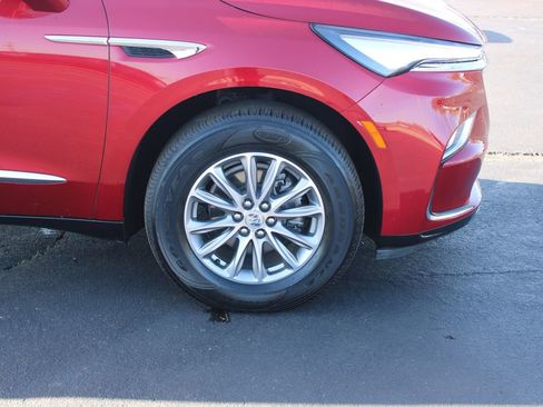 Used 2024 Buick Enclave Premium image 14