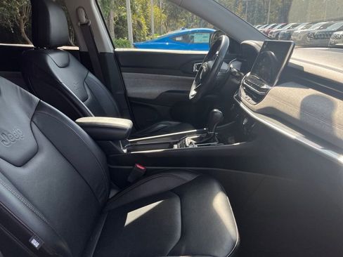 Used 2022 Jeep Compass Latitude image 49
