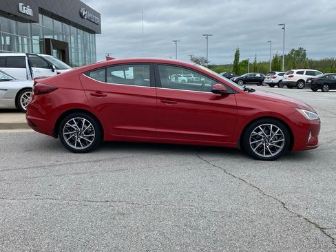 Used 2020 Hyundai Elantra Limited FWD image 9