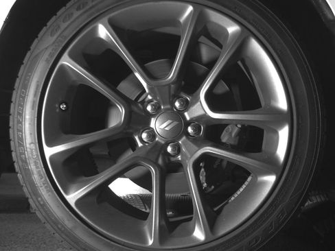 Used 2023 Dodge Challenger R/T Scat Pack w/ Plus Package RWD image 17