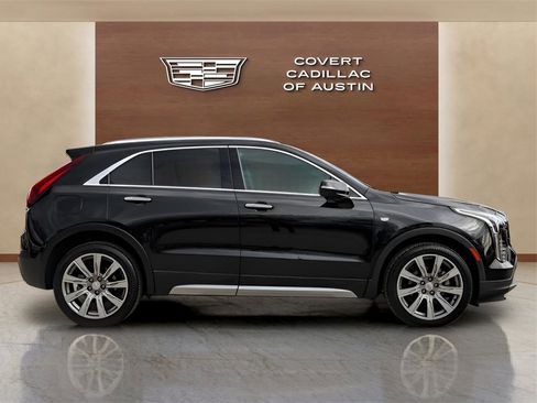 Used 2019 Cadillac XT4 Premium Luxury w/ Enhanced Visibility Package image 5