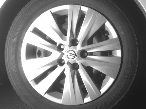 Used 2025 Nissan Sentra S image 13