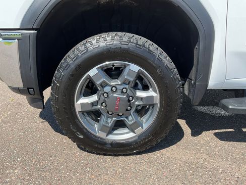 New 2025 GMC Sierra 2500 SLT w/ SLT Premium Package image 33