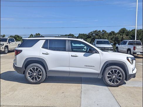 New 2027 GMC Terrain Elevation w/ Elevation Premium Package AWD/4WD image 6