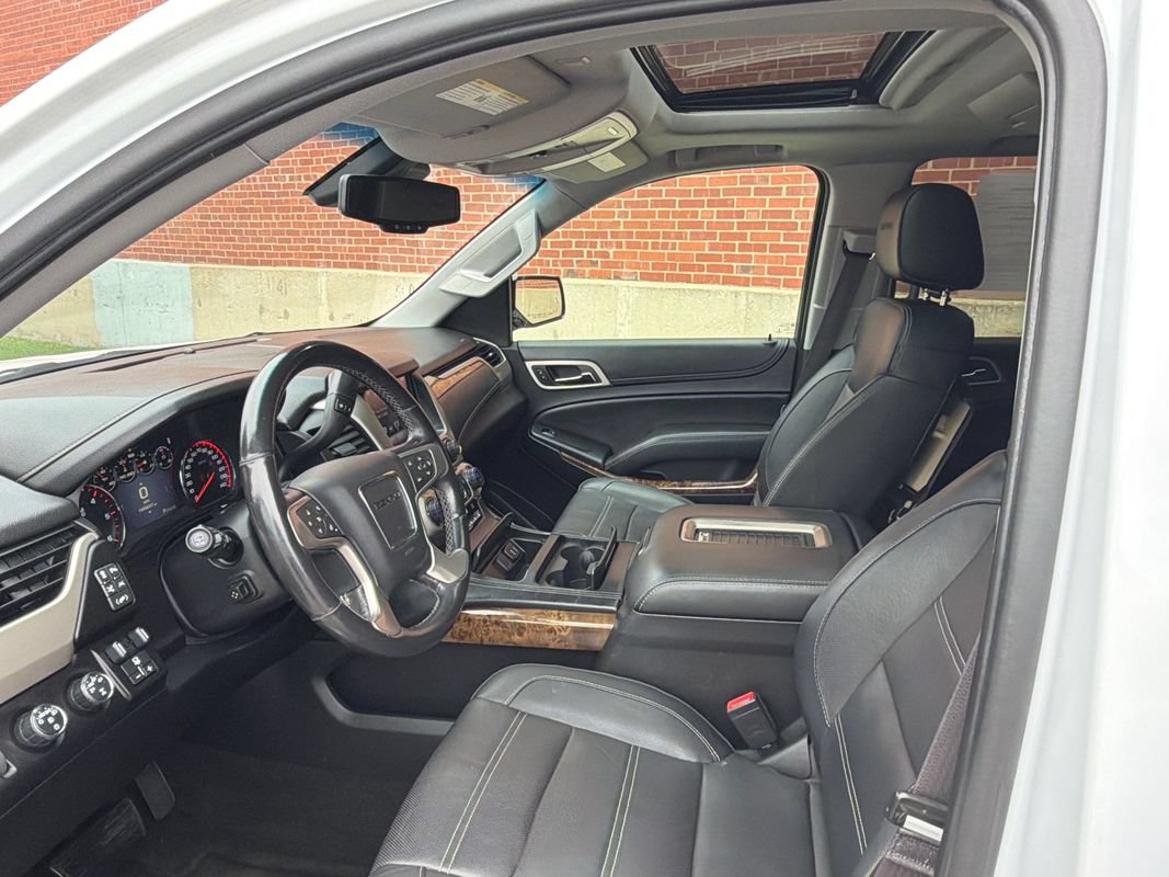 Used 2016 GMC Yukon Denali w/ Open Road Package AWD/4WD image 6