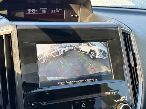 Used 2023 Subaru Crosstrek 2.0i Premium image 15