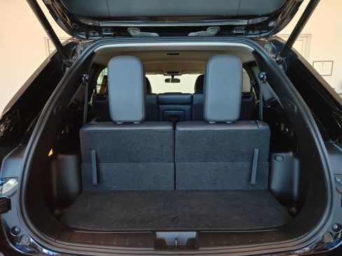 Used 2024 Mitsubishi Outlander SE image 16